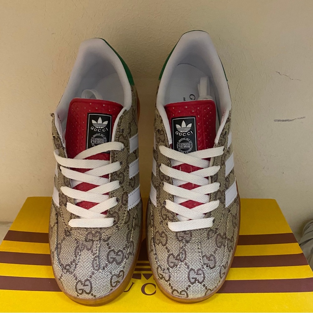 Gucci x Adidas Sneakers with Logo Pattern - Picture 3 of 5